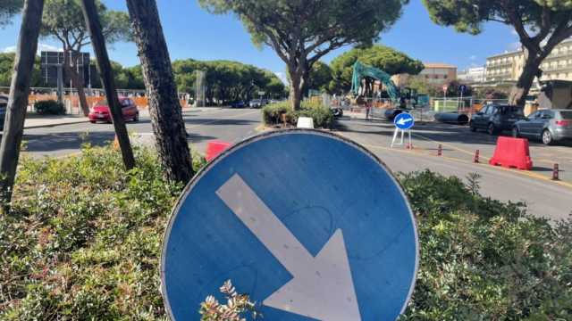 Cagliari, cantieri in corso da viale Colombo all'Asse mediano: traffico in tilt