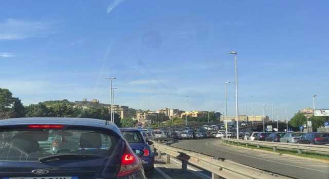 Cagliari, tamponamento a catena nell'uscita dell'Asse: traffico in tilt 