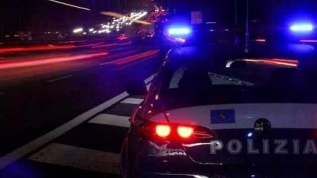 Polizia stradale controlli notturni