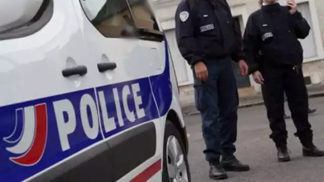 polizia francese auto