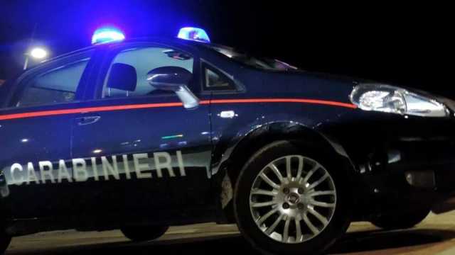 Un'auto dei carabinieri