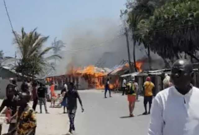 Incendio villaggio Watamu