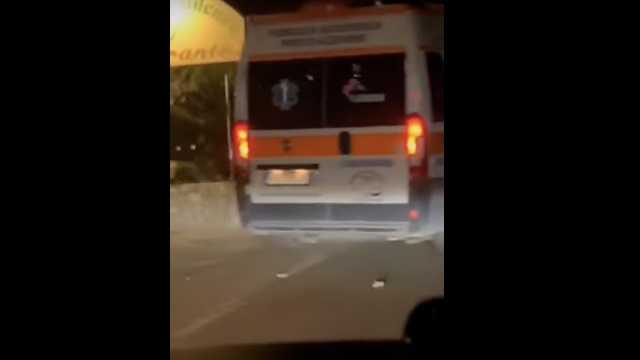 Ambulanza rubata