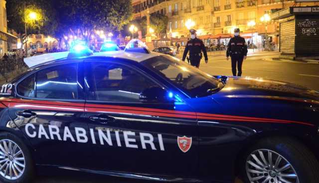carabinieri in piazza Yenne - Cagliari