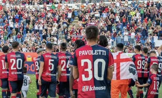 Tifosi Unipol Domus - Foto Luigi Canu (Centotrentuno)