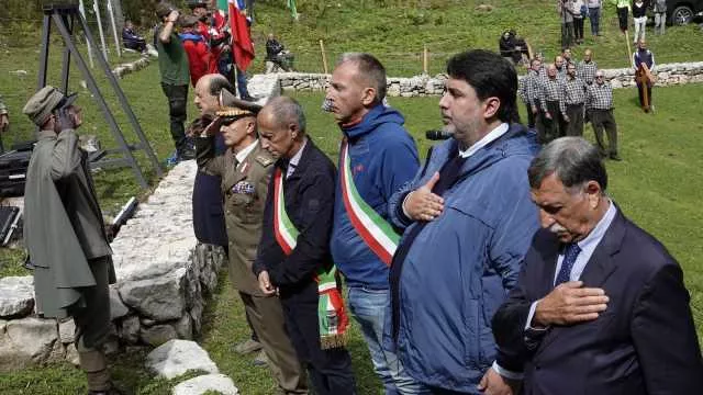 Brigata Sassari, il presidente Solinas rende omaggio ai caduti ad Asiago