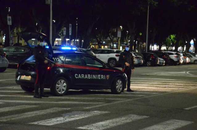 Carabinieri Piazza Del Carmine