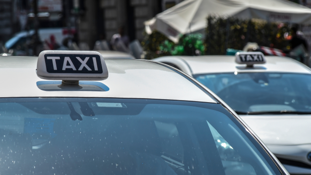 taxi in protesta a cagliari