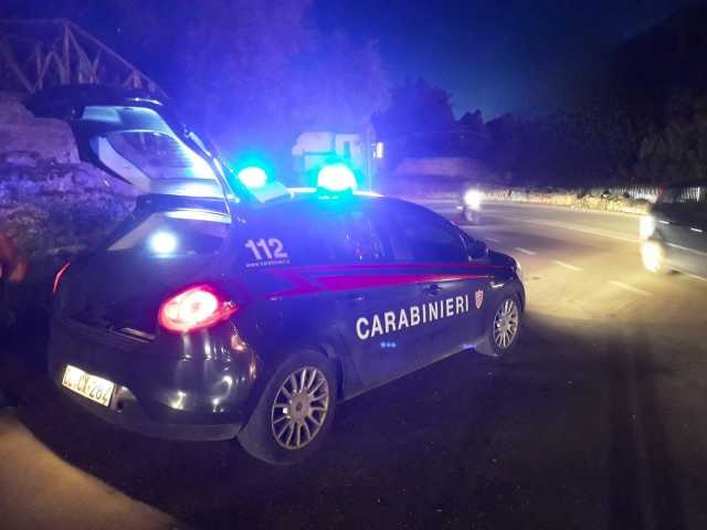 Carabinieri auto