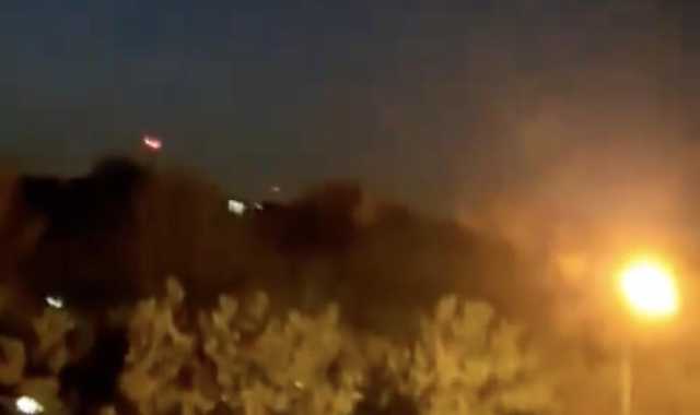 Israele ha attaccato l'Iran, droni sopra base militare: 