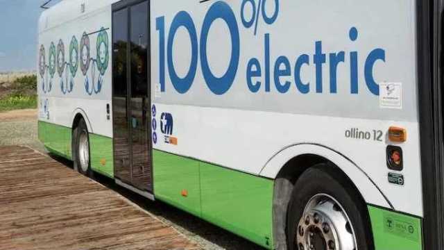 Un bus elettrico