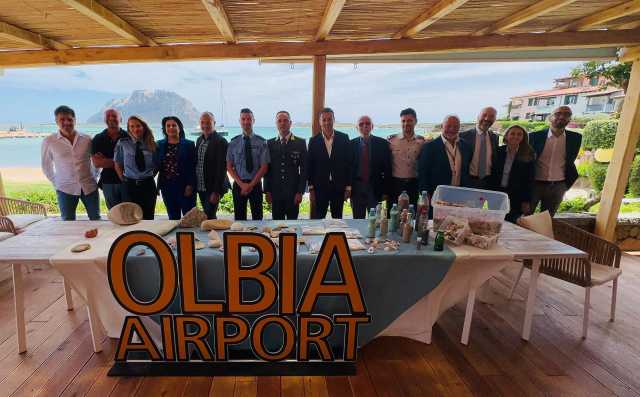 Aeroporto di Olbia: restituite alle spiagge 6 tonnellate di sabbia e conchiglie confiscate