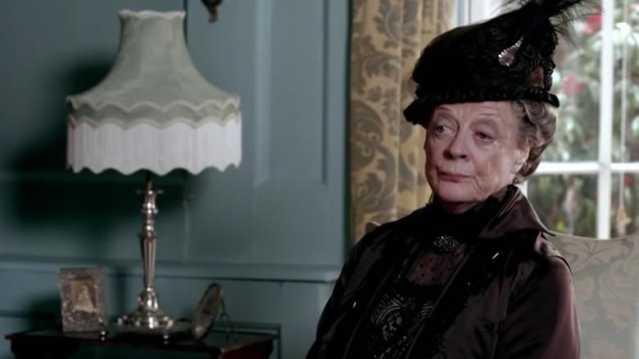 Lutto nel cinema, è morta la celebre attrice britannica Maggie Smith