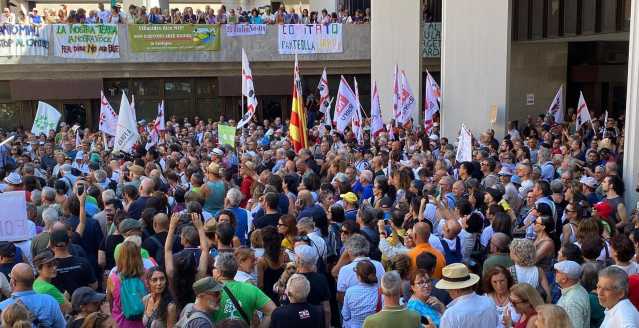 Eolico, i comitati sardi contro la speculazione: 