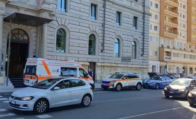 Youtg Net Cagliari Trovato Morto In Hotel L Ex Giocatore Rossoblu