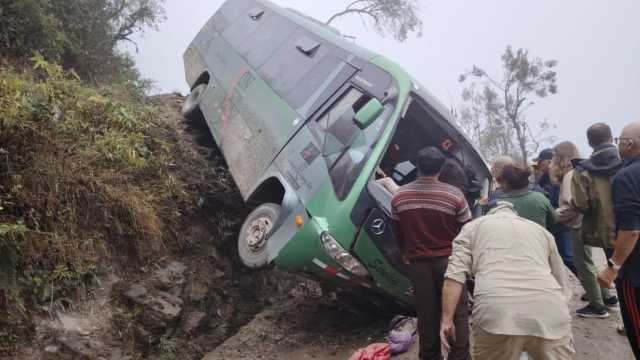 Incidente in Perù, bus si schianta vicino al Machu Picchu: 32 feriti, 13 sono italiani