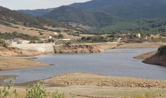 Acqua razionata in cinque comuni sardi: l'emergenza siccità è sempre più grave in Sardegna