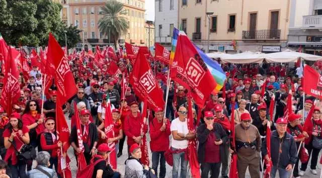 Protesta Spi Cgil Bassi Pensionamenti