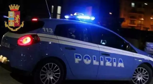 Bastione Auto Polizia Qw