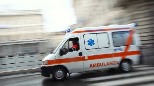 Gioele perde la vita a 10 anni dopo una caduta dal balcone: tragedia a Castel Del Piano