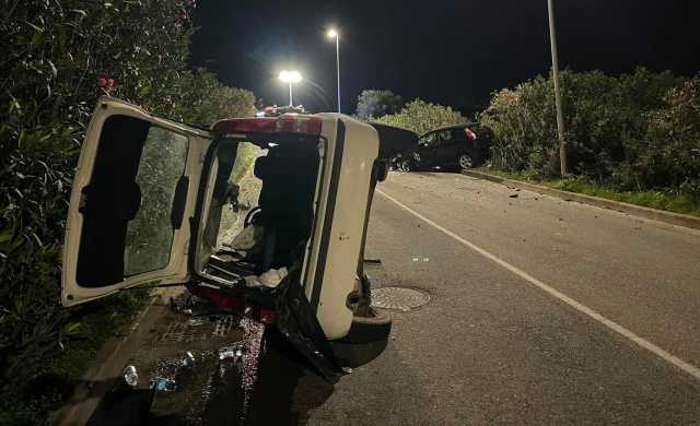 Carbonia, incidente stradale vicino all'ospedale: traffico bloccato