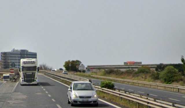 Scontro auto-camion sulla 195 Racc: statale chiusa al traffico verso Cagliari