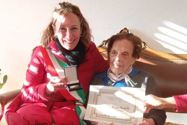 Cagliari, Maria Giuseppa Zoncheddu compie 100 anni: 