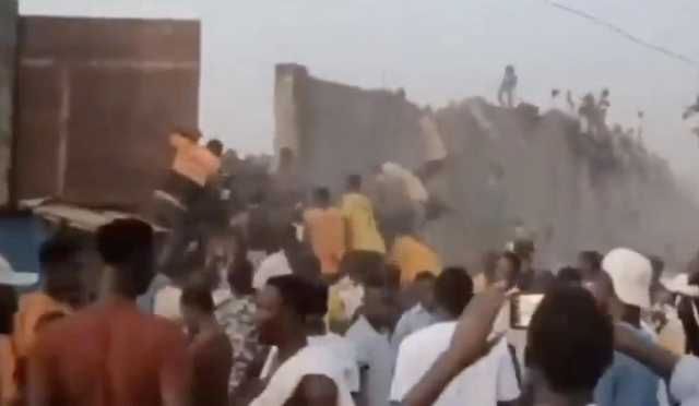 Violenti scontri durante una partita di calcio in Guinea: 56 morti (Video)