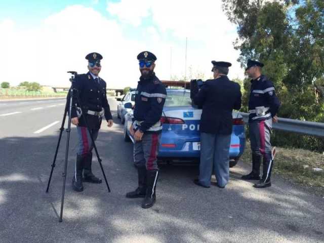 Capodanno in Sardegna, la polizia stradale promette più controlli: 