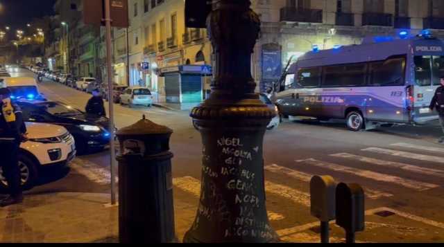 (VIDEO) Vasto schieramento di forze dell'ordine a Cagliari, antisommossa in piazza Yenne