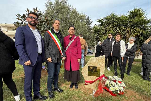 Sa mariga de s'aggiuru fa tappa anche a Cagliari: l'anfora simbolo dell'aiuto reciproco