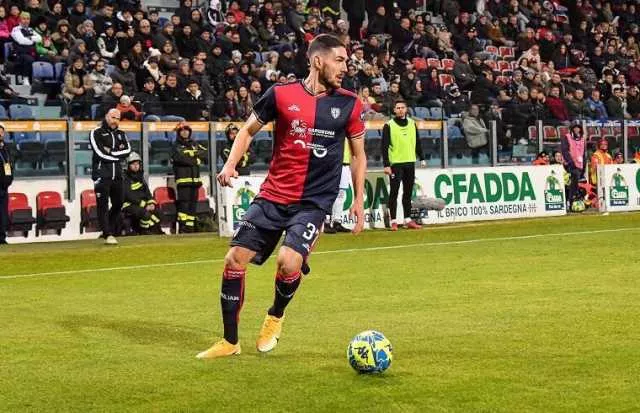 Cagliari, Paulo Azzi alla Cremonese: l'annuncio ufficiale del club