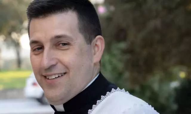 Villacidro piange don Roberto Lai: lutto per il sacerdote morto a 46 anni