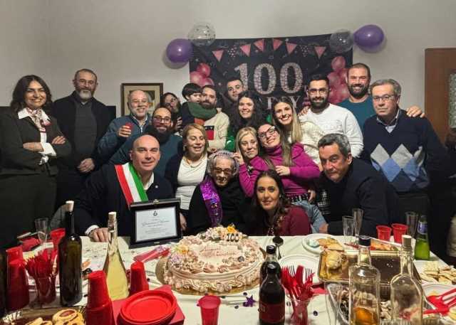 Tissi festeggia una nuova centenaria: auguri a zia Giovannina Marrosu