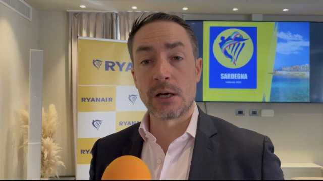 Ryanair ammette il rischio di un taglio netto dei voli su Cagliari e Alghero per l'inverno (Video)