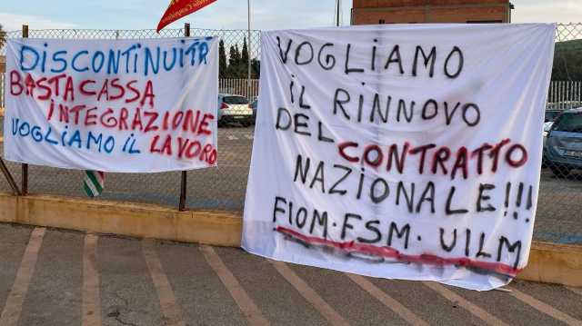 Il mondo del lavoro industriale si mobilita, sit-in e sciopero a Cagliari: 