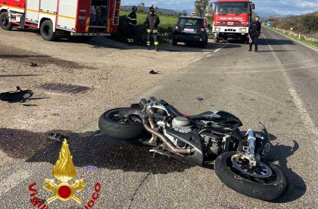 Tragedia a Nurri, moto contro camion: muore un uomo di 43 anni