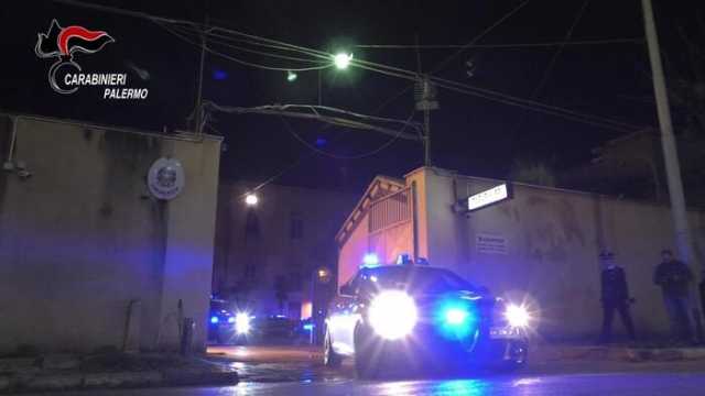 Mafia, blitz dei carabinieri contro i clan palermitani: quasi 200 arresti