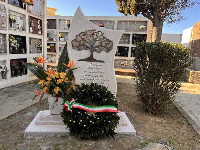 Covid 19, un monumento per ricordare le vittime della pandemia a Porto Torres