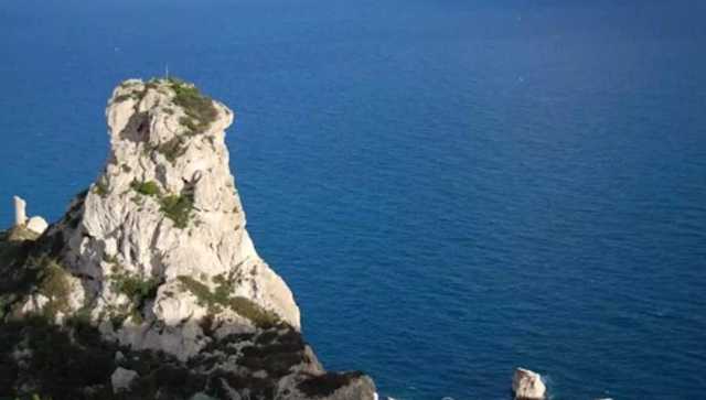 Cagliari, trovato il corpo di una ragazza nelle acque di Cala Fighera