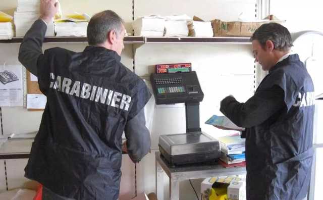 Pula, un ristorante abusivo all'interno della macelleria: il sequestro dei Nas