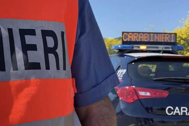Cocaina e eroina in casa, ma il cane 