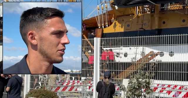 Il Cagliari in visita all’Amerigo Vespucci: “Cerchiamo di mantenere il 14esimo posto”