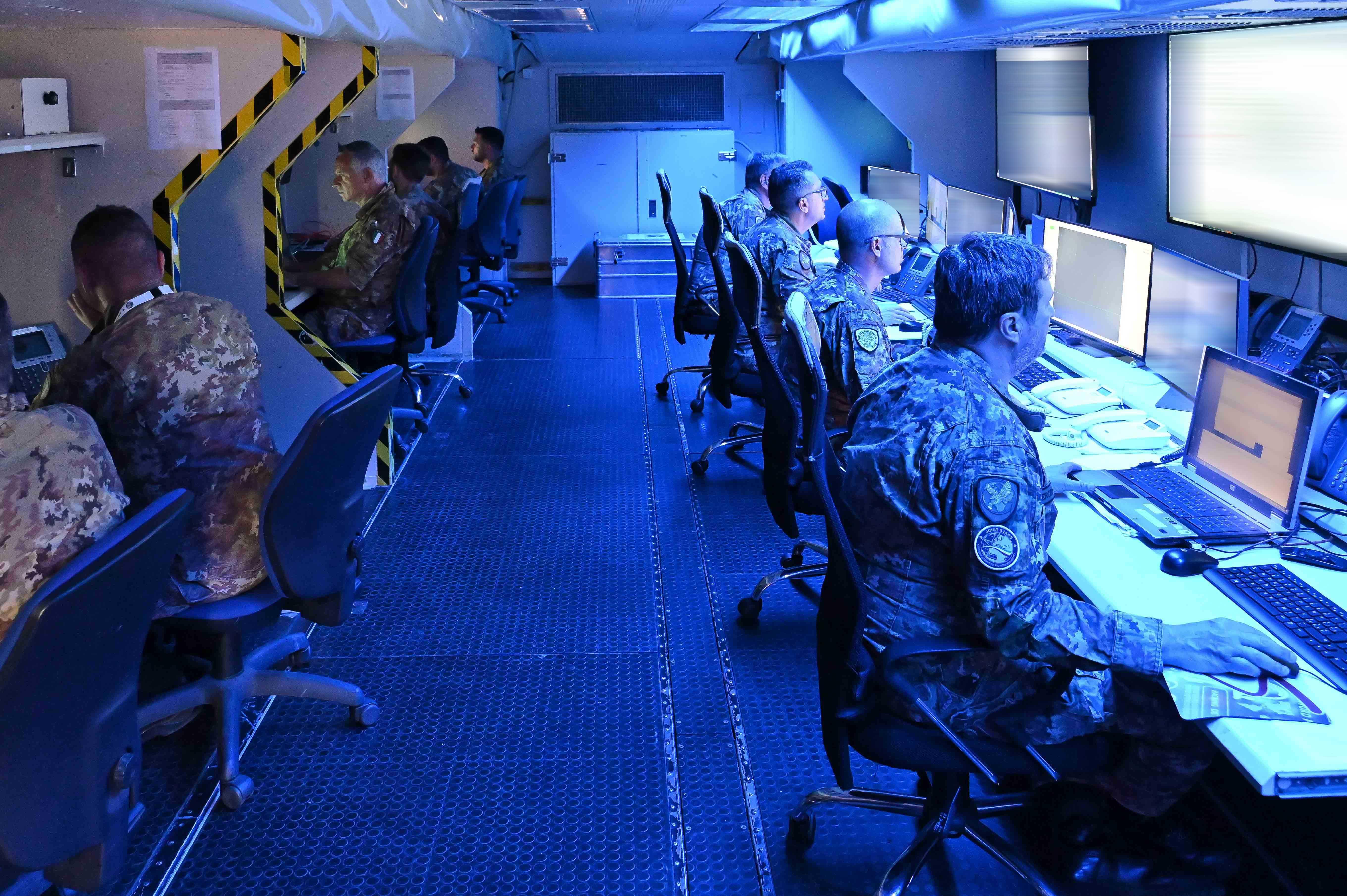 Ingresso_Reparto_Mobile_di_Comando_e_Controllo_RMCC_5.jpg