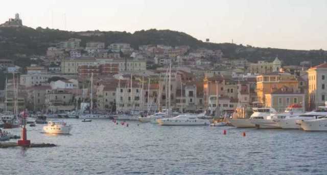 Spostamenti da e per le isole minori: quasi 4 milioni a La Maddalena e Carloforte