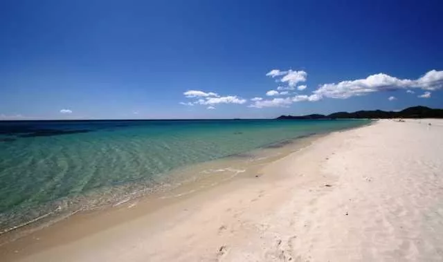 Spiagge a numero chiuso a Muravera, il sindaco: 