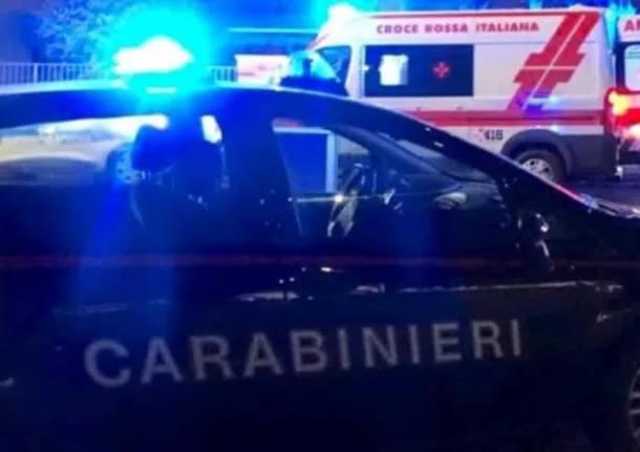 Giallo a Napoli, donna trovata morta con ferite d'arma da fuoro: gravissima un'altra