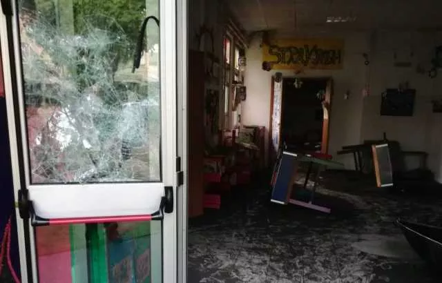 Cagliari, vandalizzato e incendiato il centro di quartiere per ragazzi di Is Mirrionis