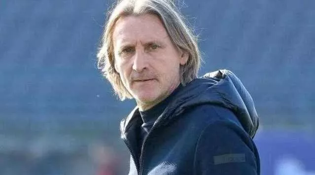 Nicola rimane al Cagliari? Decisione rimandata, si aspetta una nuova riunione