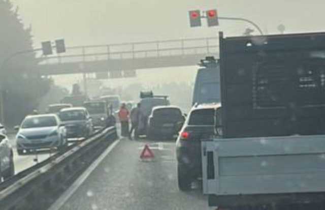 Selargius, incidente stradale sulla 554: tre auto coinvolte, strada bloccata